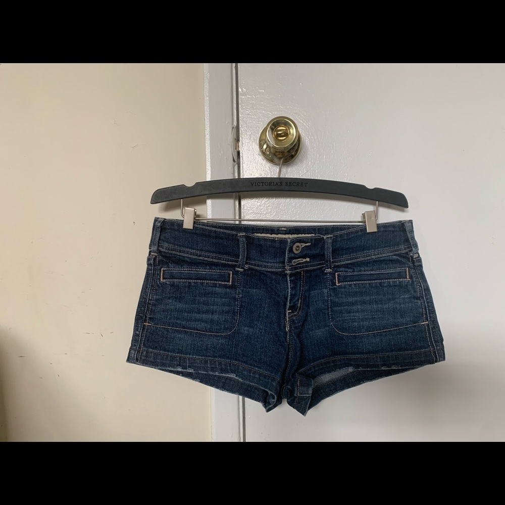 Low Rise Hollister Co. Jean Shorts